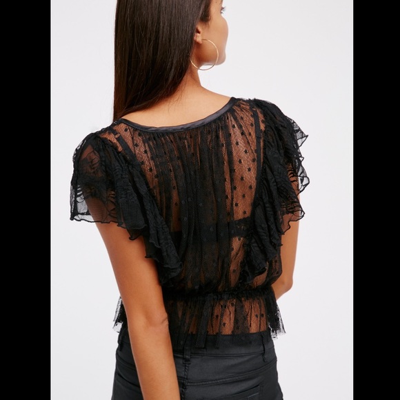 FREE PEOPLE ‘Sweet Surprise’ Lace Crop Top XS - Picture 6 of 8